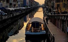 The attic Boheme Navigli - quiet vintage junior suite with cozy balcony 5th floor - metro' verde -green subway Porta Genova